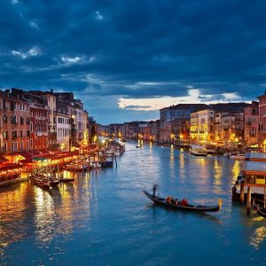 راهنمای سفر به ونیز؛ ایتالیا - گردشگران