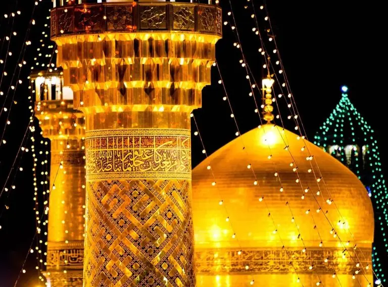 مشهد پایتخت معننوی ایران - تور مشهد - گردشگران شیراز