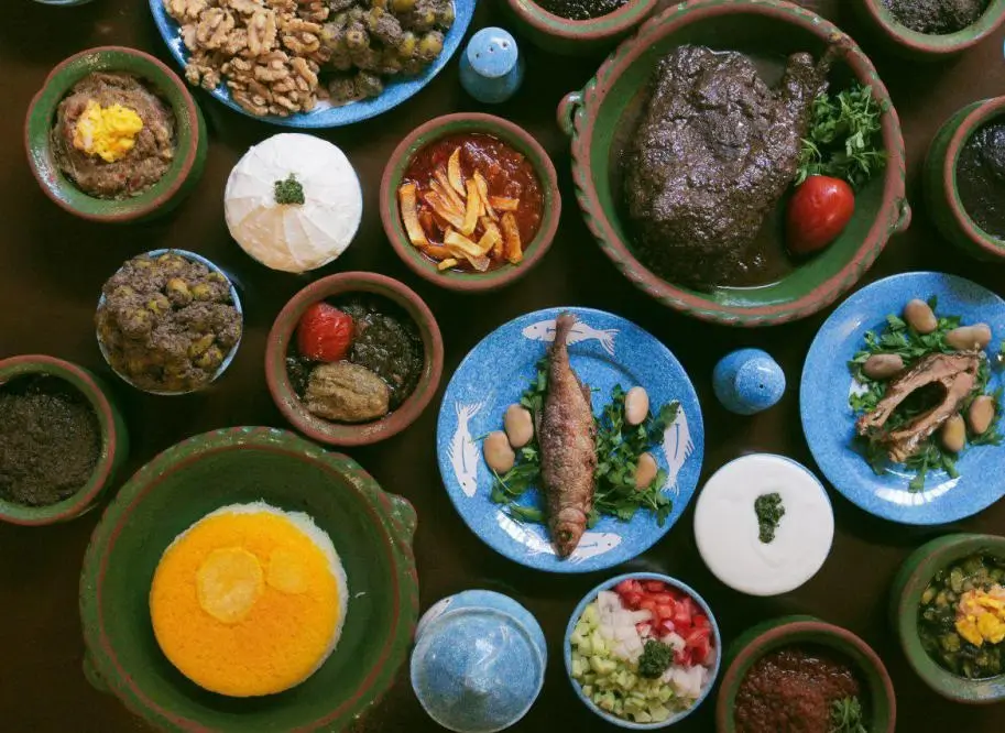 معروفترین غذاهای شمال - تور شمال - گردشگران شیراز