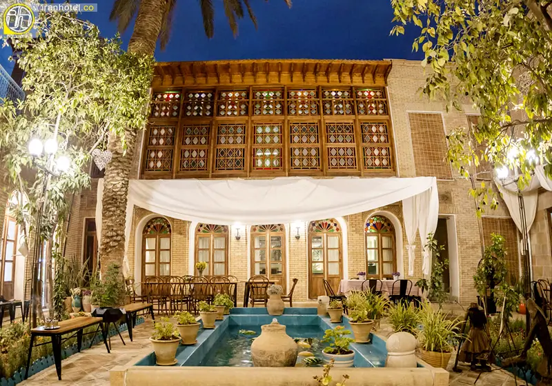 هتل بوتیک درب شازده - تور شیراز - گردشگران شیراز