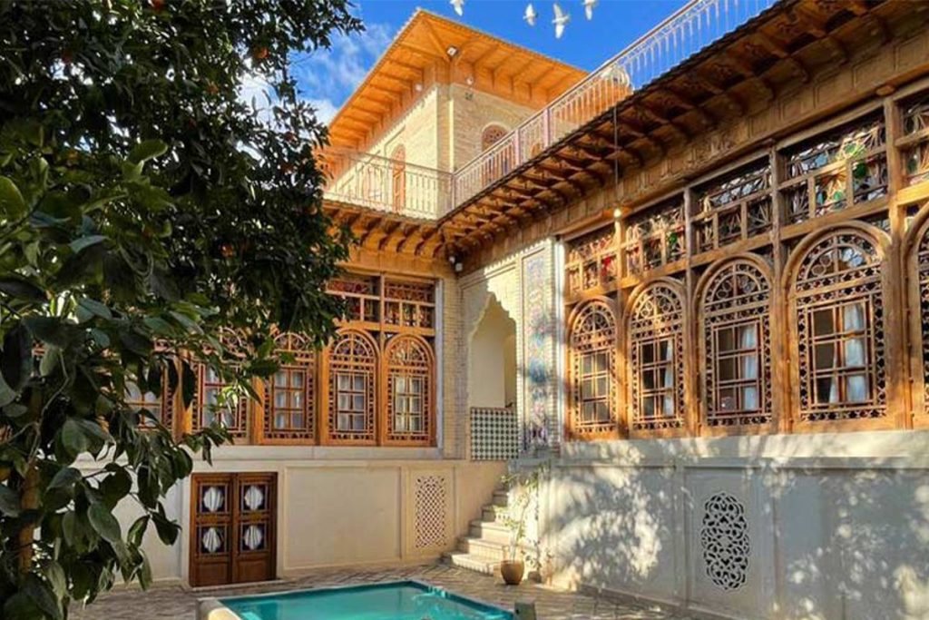 هتل بوتیک ایرانمهر - بهترین هتل های سنتی شیراز - گردشگران شیراز