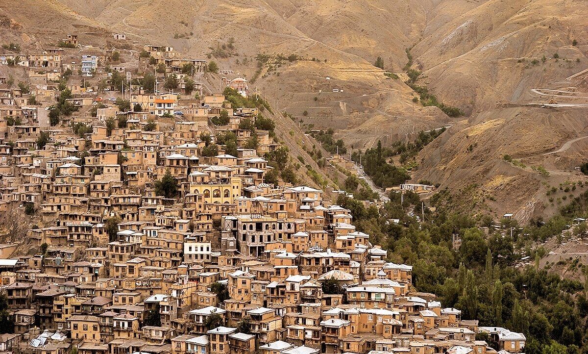 جاذبه های طبیعی اطراف مشهد در بهار - تور مشهد نوروز 1405 - تور مشهد - تور مشهد از شیراز - گردشگران شیراز