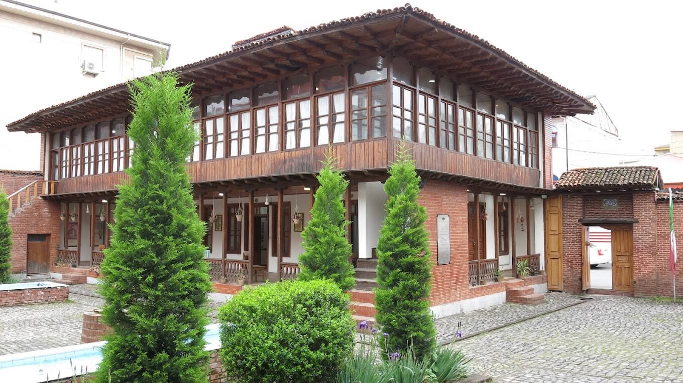 موزه های استان گیلان-گردشگران شیراز