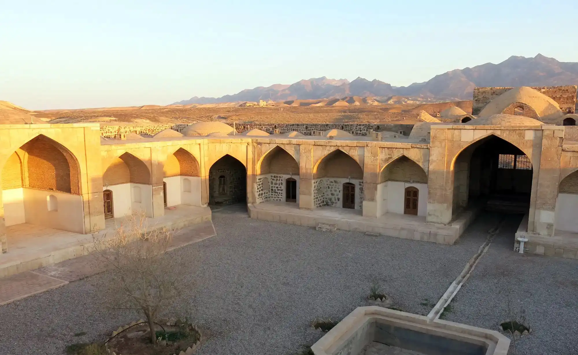 آسمان شب در ایران - گردشگران شیراز