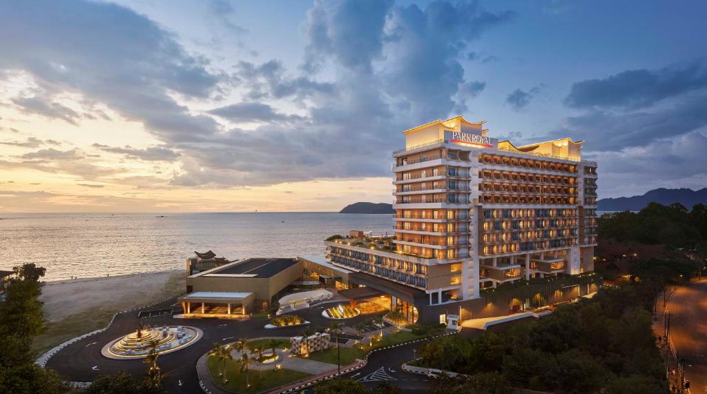 PARK ROYAL LANGKAWI-گردشگران شیراز
