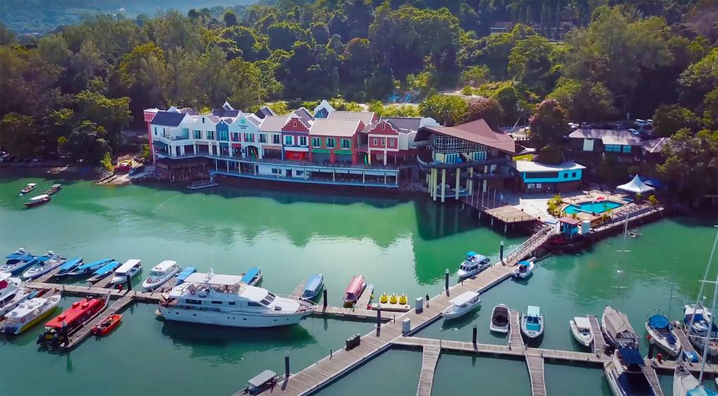 RAMADA LANGKAWI-گردشگران شیراز