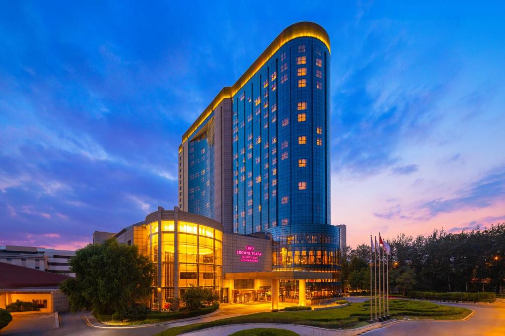 HOTEL CROWNE PLAZA LIDO BEIJING-گردشگران شیراز