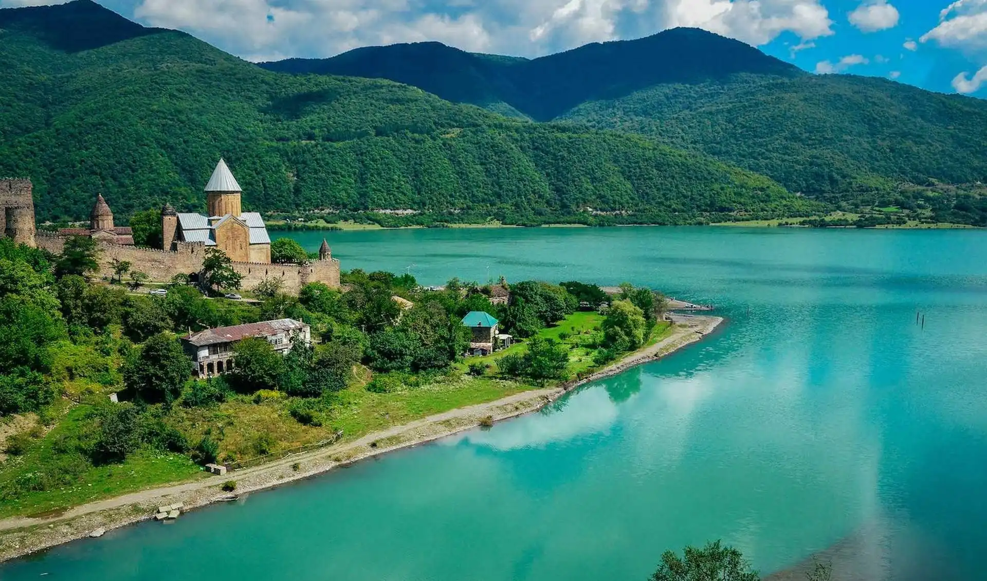 بهترین زمان سفر به گرجستان-گردشگران شیراز