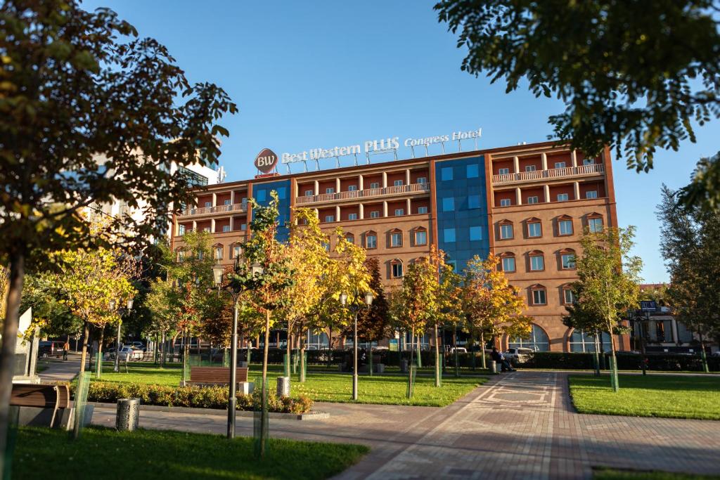 BEST WESTERN CONGRESS HOTEL-گردشگران شیراز