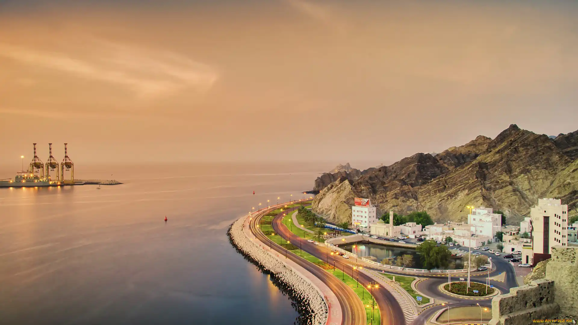 برنامه سفر ۵ روزه عمان-نمایی از غروب در عمان-گردشگران شیراز