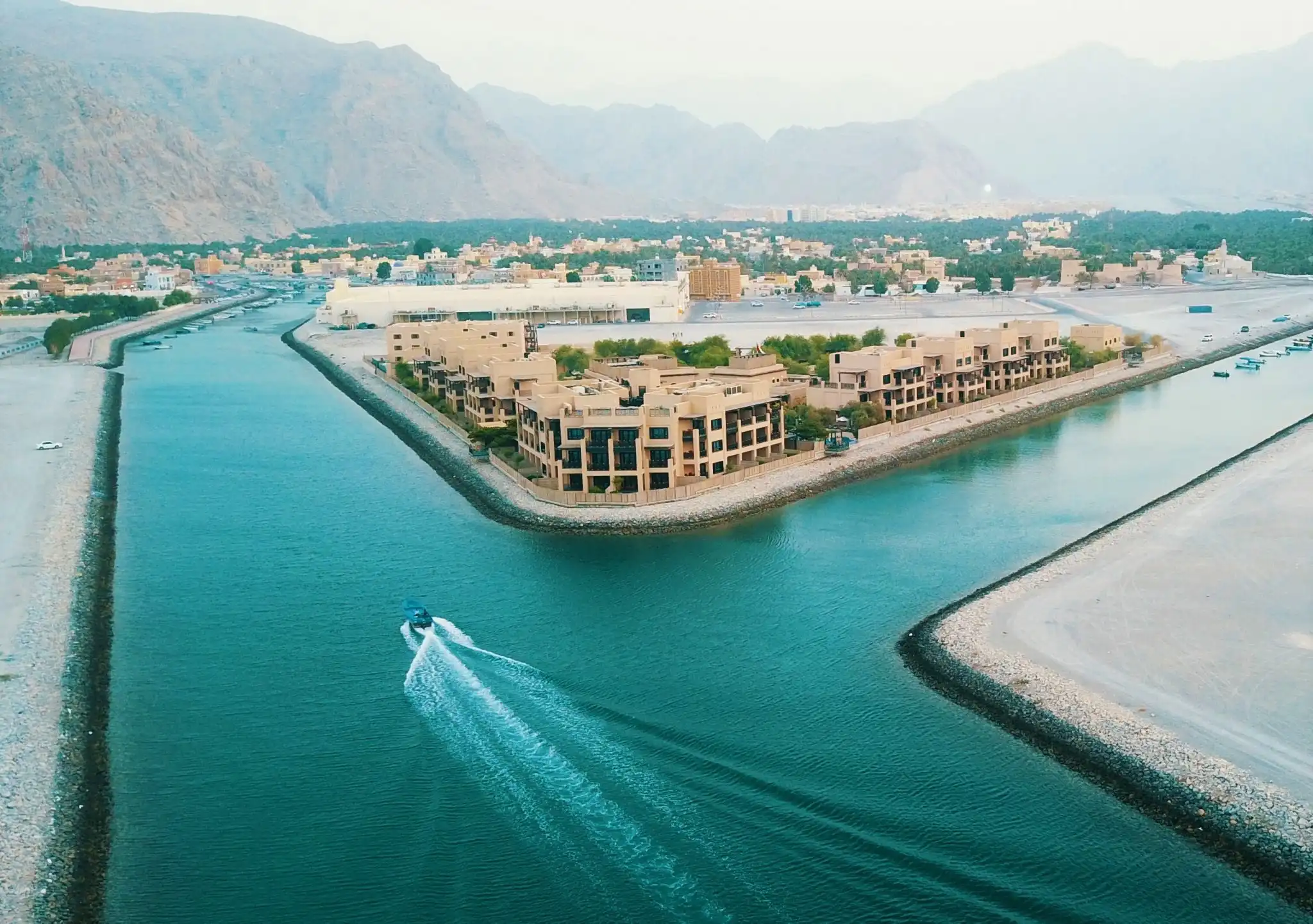 بهترین هتل های عمان-نمایی از Atana Musandam Resort عمان-گردشگران شیراز