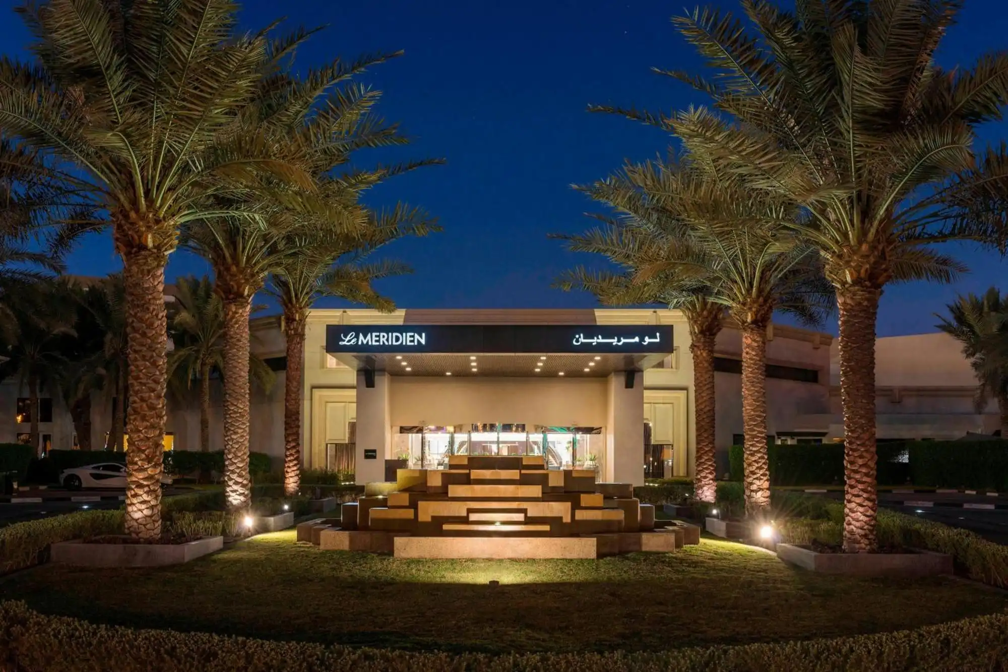 بهترین هتل های دبی-نمایی از Le Méridien Dubai-گردشگران شیراز