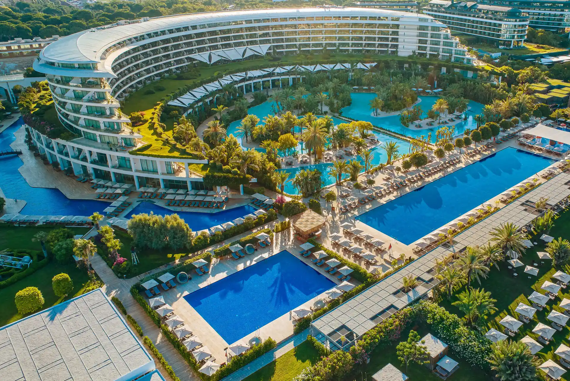 بهترین هتل های آنتالیا-نمایی از Maxx Royal Belek Golf Resort آنتالیا-گردشگران شیراز