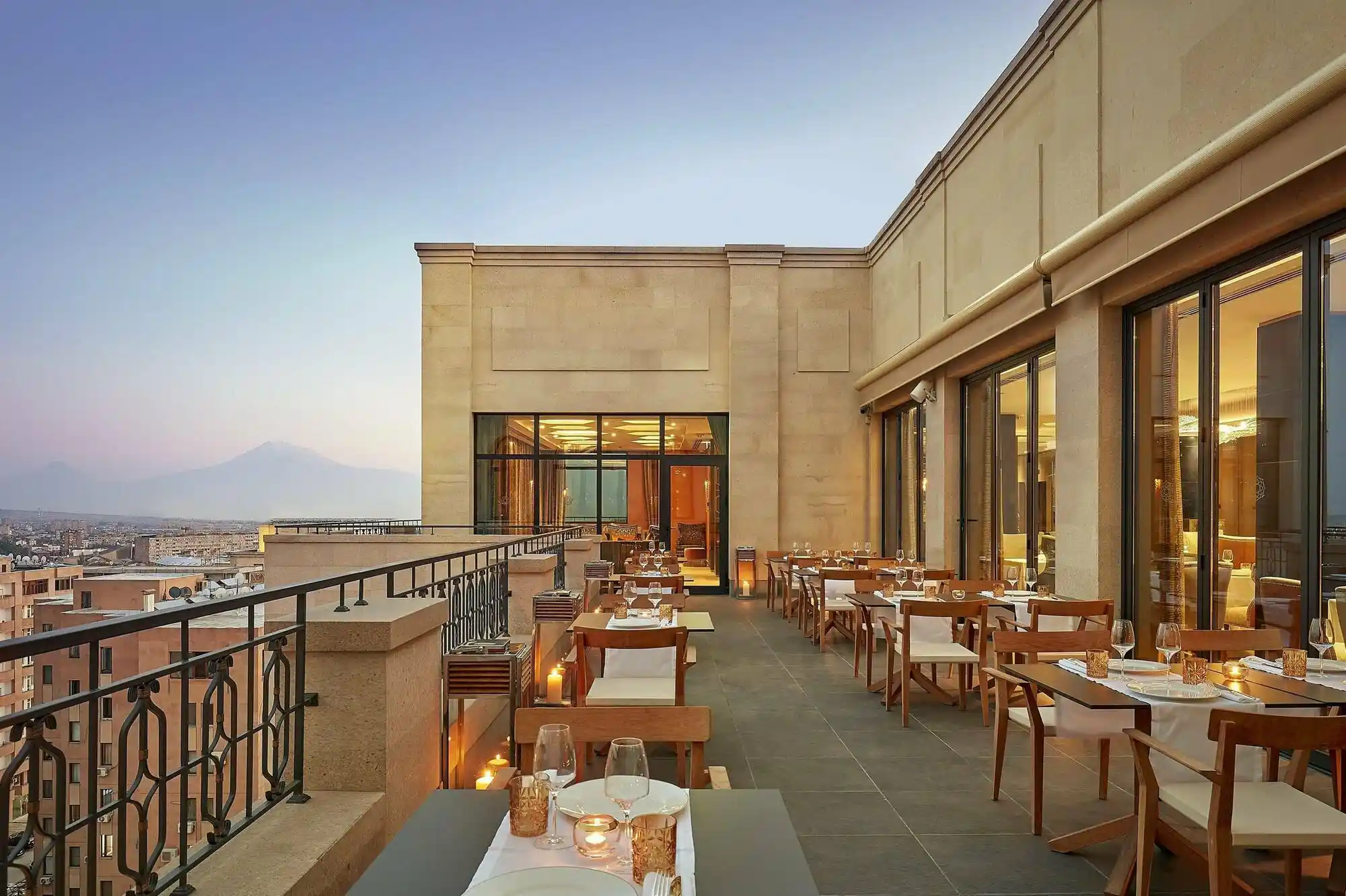 بهترین هتل های ایروان-نمایی از The Alexander, a Luxury Collection Hotel در ایروان-گردشگران شیراز