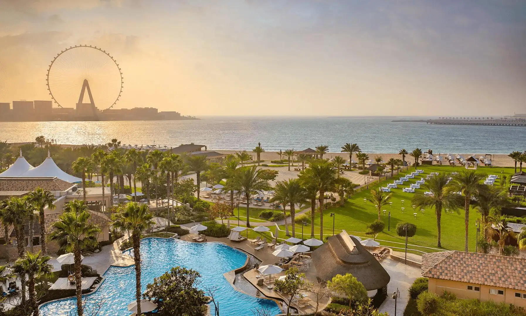 بهترین هتل های دبی-نمایی از The Ritz-Carlton-گردشگران شیراز