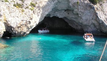 710010 - blue grotto naxos