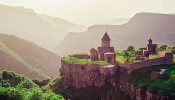 بهترین زمان سفر به ارمنستان-گردشگران شیراز